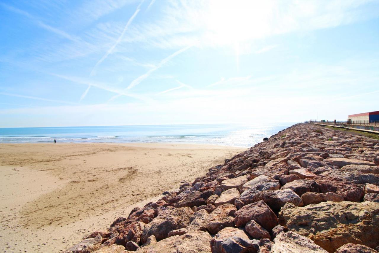 Global Properties, Apartamento Con 2 Habitaciones Y Perfecta Ubicacion En La Playa Sagunto Екстериор снимка